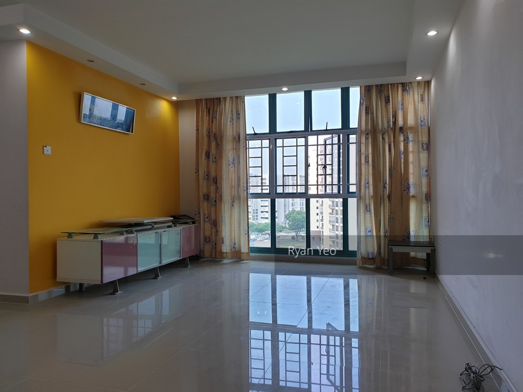 Woodlands Drive 75 thumbnail photo